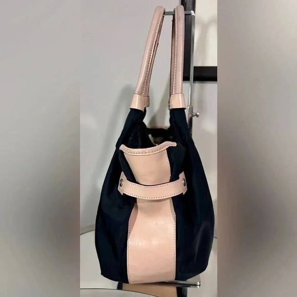 Gently Used KATE SPADE Black Nylon Shoulder Bag W/Tan Leather Handles - Picture 4 of 9
